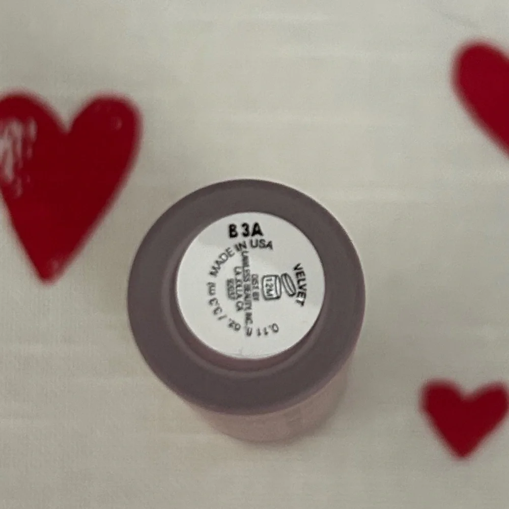 LAWLESS Forget The Filler Lip Plumper Line Smoothing Gloss